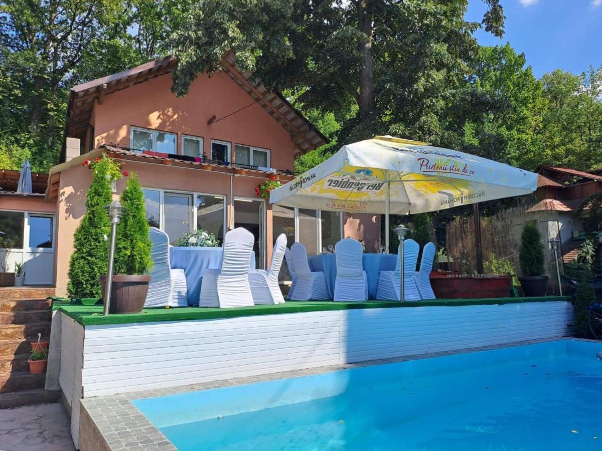Casa De Vacanta Emd Ieşelniţa 외부 사진