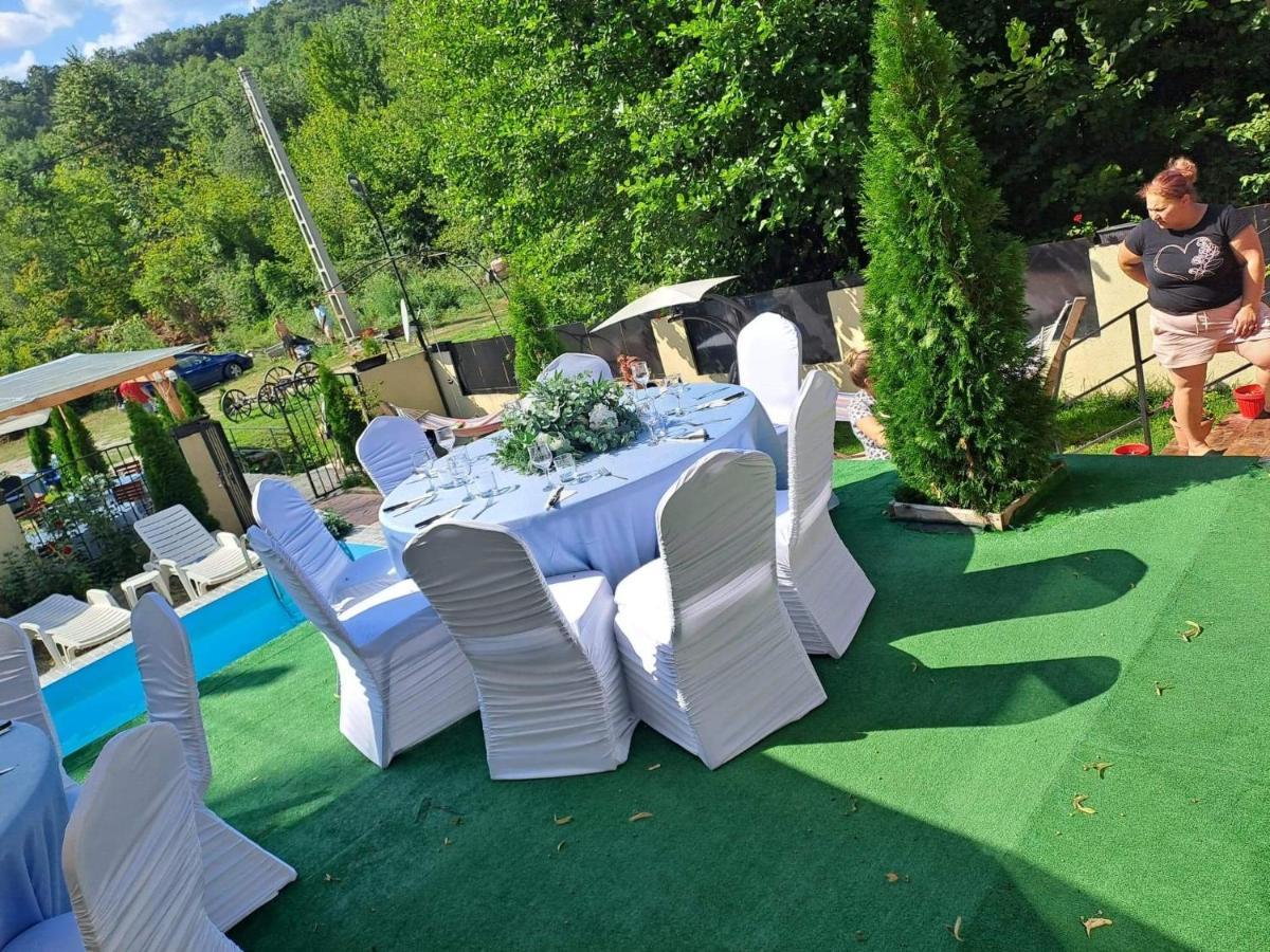 Casa De Vacanta Emd Ieşelniţa 외부 사진